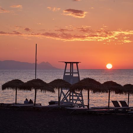 Aqua Blue Beach Hotel Perissa  Dış mekan fotoğraf